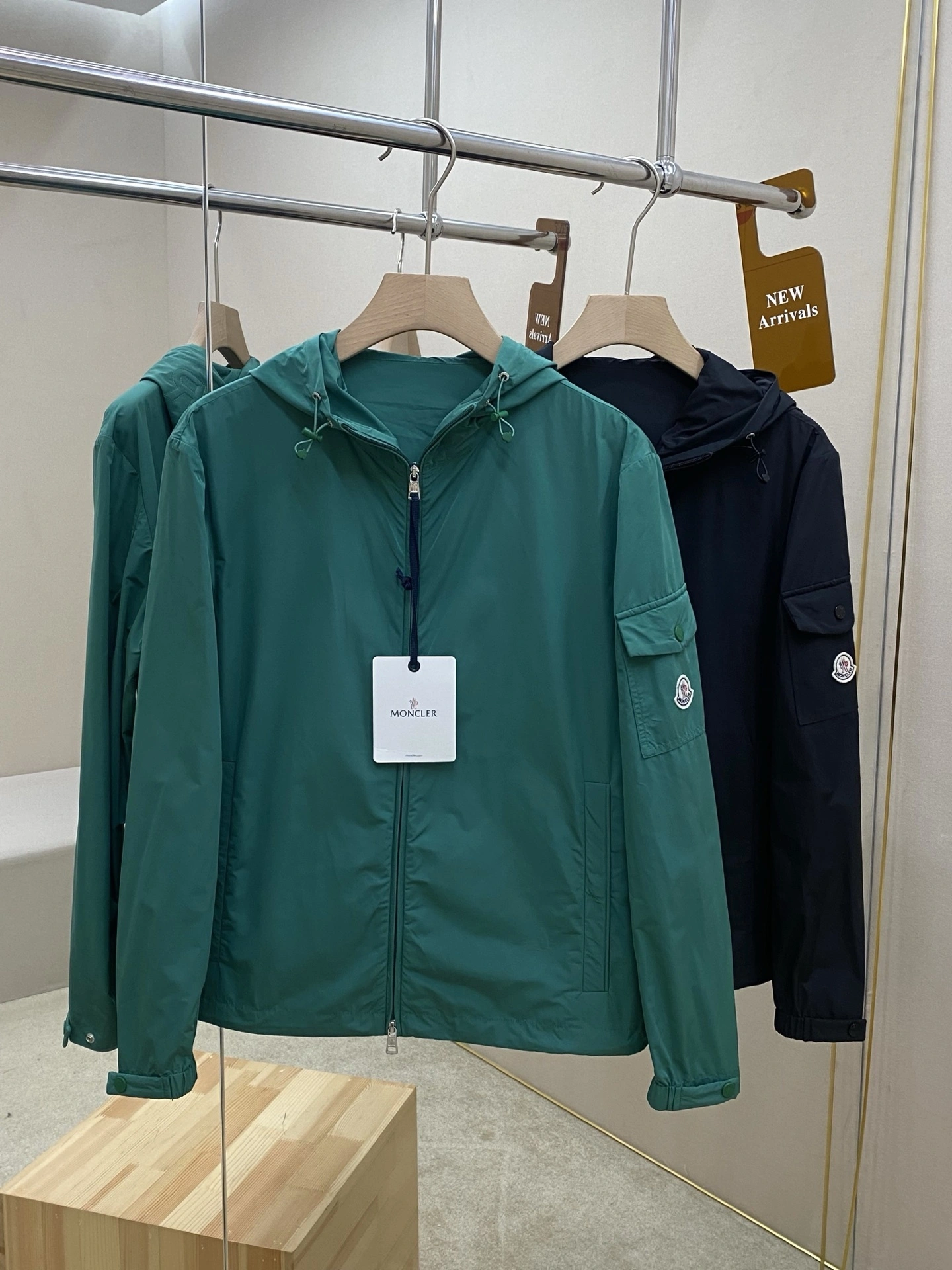 wg.luxury-- 7o9385r 25SS Sassiere embroidery 2colour item:E-F509L0512-2H